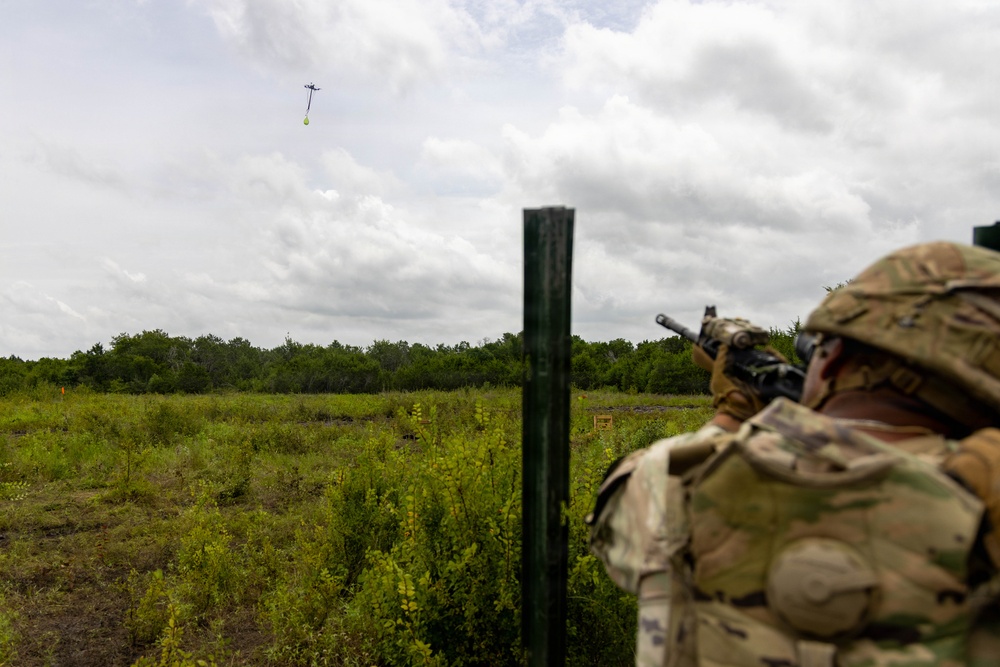 1st Cavalry Division Troopers refine counter-drone tactics during qualification