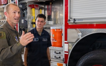 Col. Seekamp tours Joint Base Andrews as new commander
