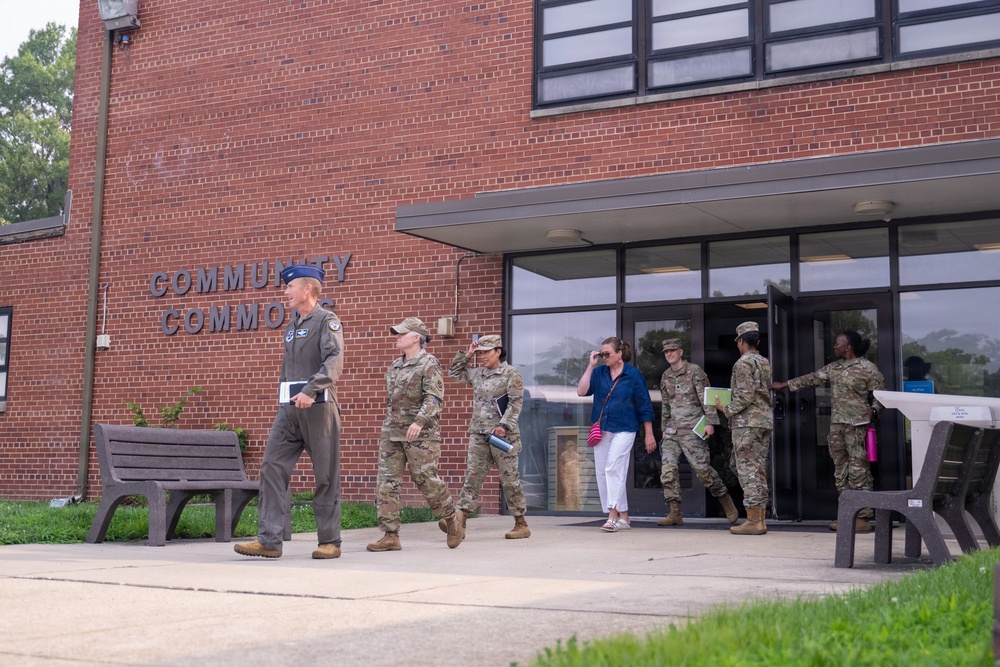 Col. Seekamp tours Joint Base Andrews as new commander
