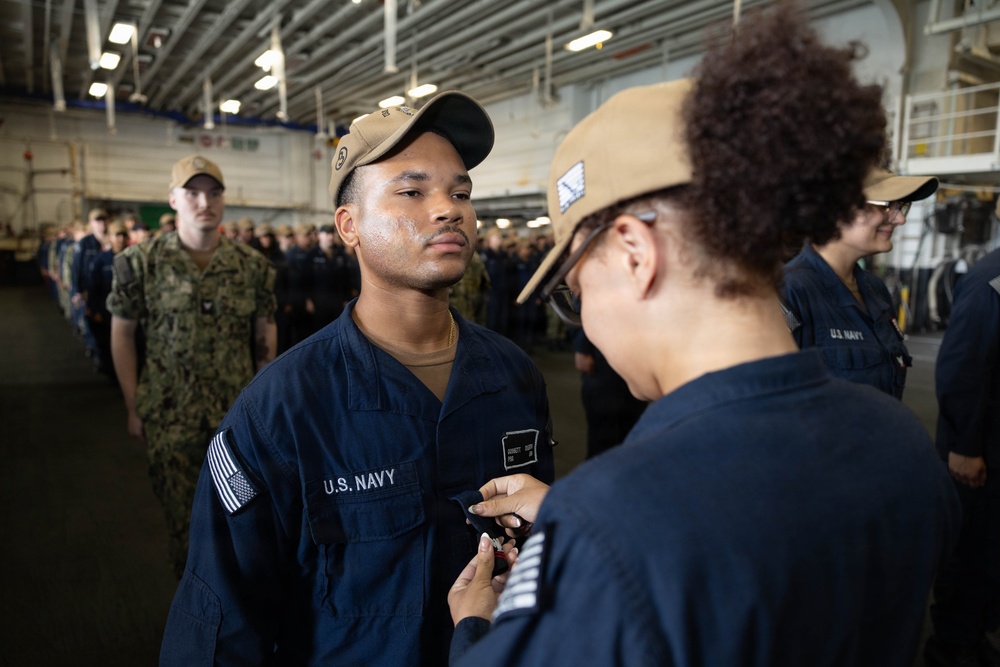 USS Kearsarge (LHD 3) Holds All-Hands-Call