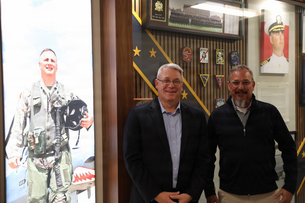 SES NAVSEA 06 Receives brief of Chamberlain Hall/Hefti GLOC for NCTE Operations