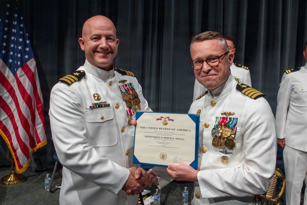 Cmdr. Daniel Brauer relieves Cmdr. Ryan Stewart as commanding officer of USS Henry M. Jackson (SSBN 730) Gold Crew