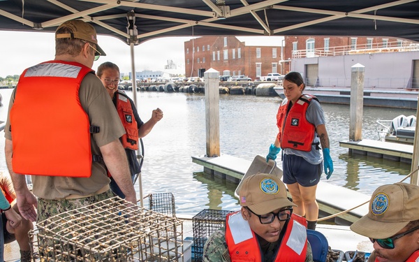 Norfolk Naval Shipyard (NNSY) and Naval Support Activity (NSA) Portsmouth Team Up for Clean the Bay Day