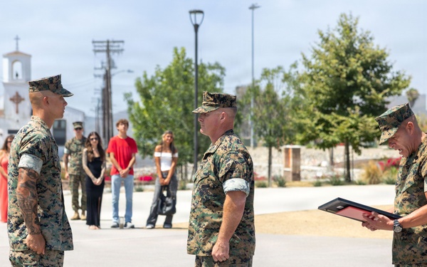 HQ Bn., 1st MARDIV holds frocking ceremony