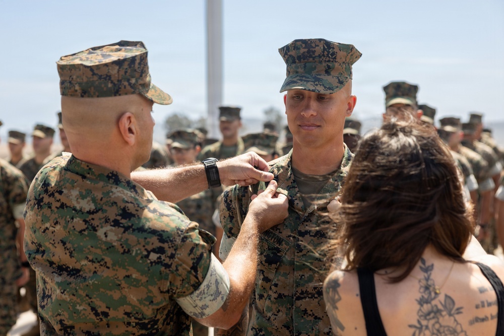 HQ Bn., 1st MARDIV holds frocking ceremony