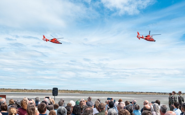 U.S. Coast Guard Air Station Port Angeles holds change of command ceremony