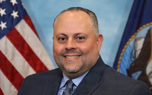 NSWCPD Mechanical Engineer Earns NAVSEA Mentor of the Year Recognition