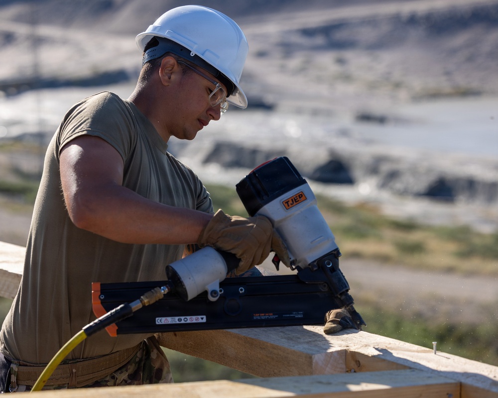 New York Army National Guard Engineers Construct Roof in Greenland