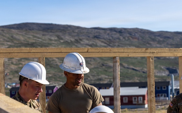 New York Army National Guard Engineers Construct Roof in Greenland