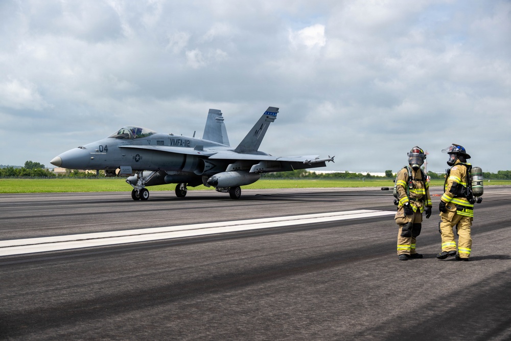 VMFA-112 Cowboys help Ebbing ANGB with Arresting Cable Recertification
