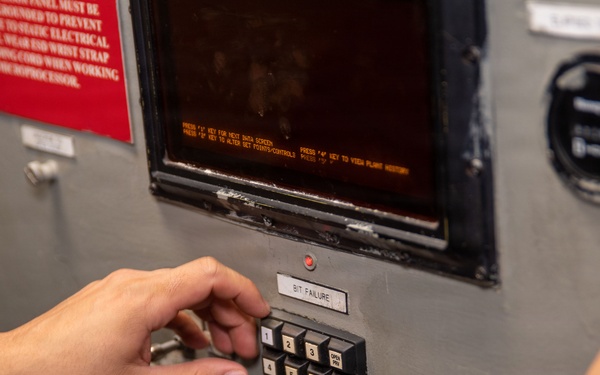 Ronald Reagan Sailors Conduct Air Conditioning Maintenance