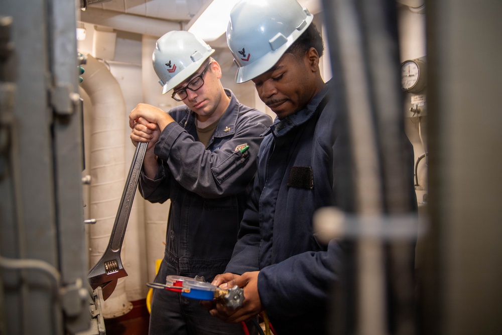 Ronald Reagan Sailors Conduct Air Conditioning Maintenance