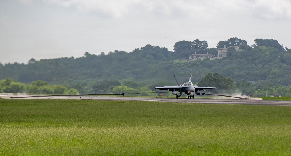 VMFA-112 Cowboys help Ebbing ANGB with Arresting Cable Recertification