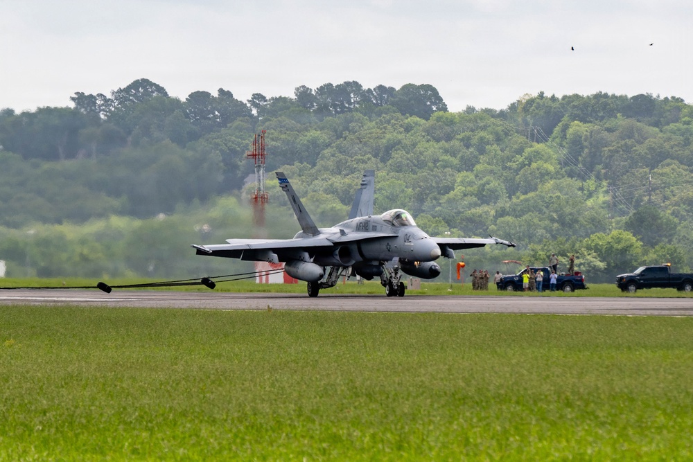 VMFA-112 Cowboys help Ebbing ANGB with Arresting Cable Recertification
