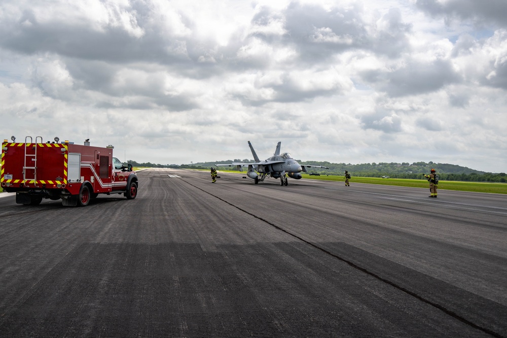 VMFA-112 Cowboys help Ebbing ANGB with Arresting Cable Recertification