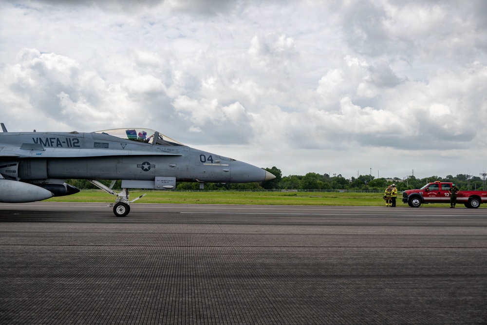 VMFA-112 Cowboys help Ebbing ANGB with Arresting Cable Recertification