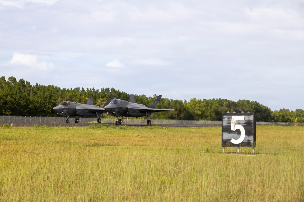 Slingshot: VMFA-214 ADGR