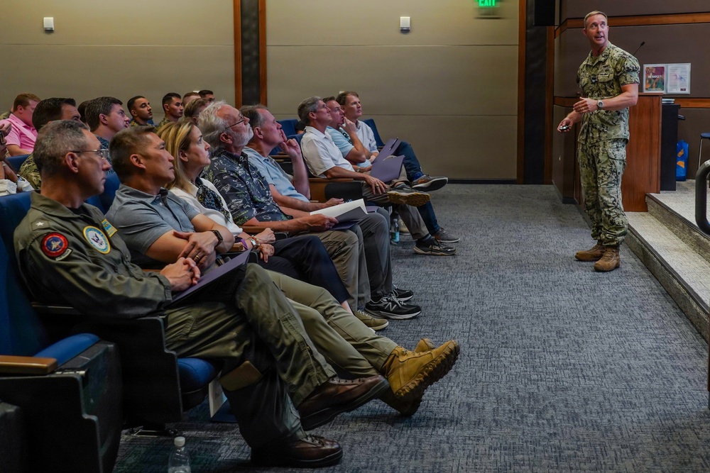 Pearl Harbor Naval Shipyard hosts acting Secretary of the Navy, congressional delegation