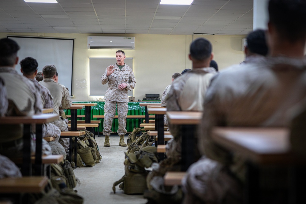 MARCENT Task Force leadership visits U.S. Marines and Sailors in the U.S. Central Command Area of Responsibility