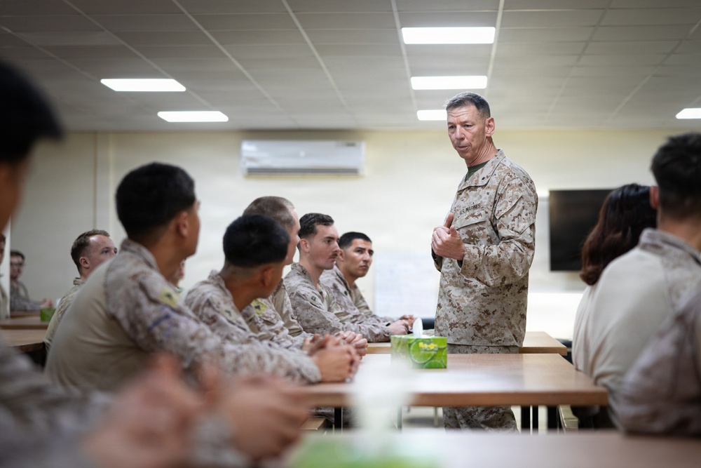 MARCENT Task Force leadership visits U.S. Marines and Sailors in the U.S. Central Command Area of Responsibility