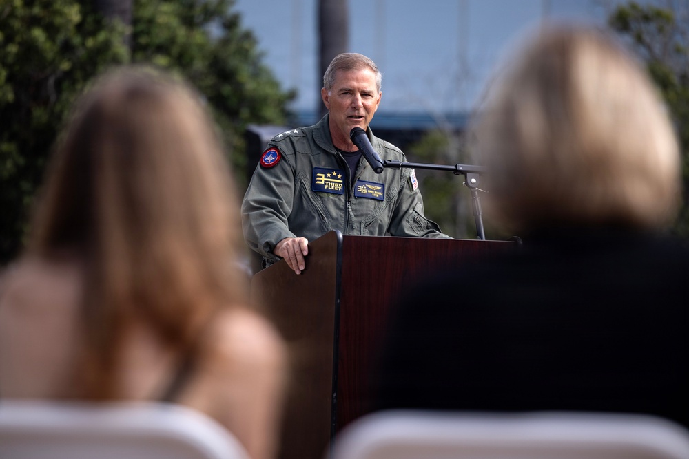 Commander, U.S. Third Fleet Conducts Change of Command
