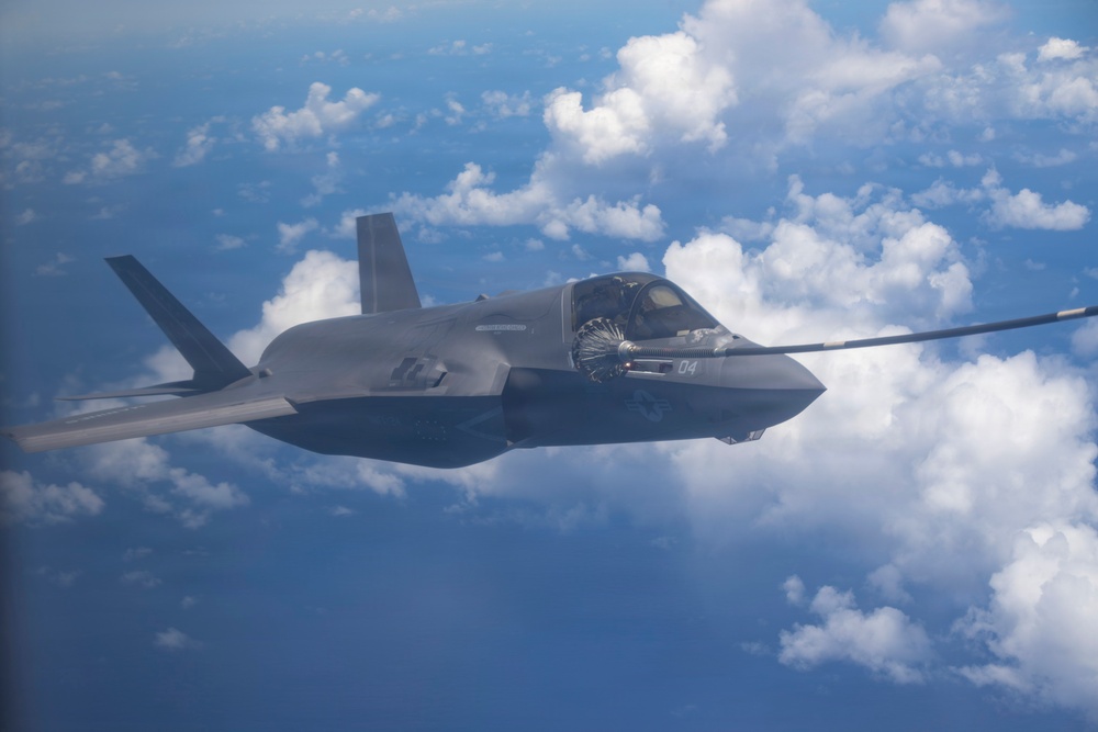 Slingshot: VMM-214 F-35B aerial refueling