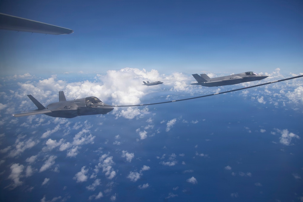 Slingshot: VMM-214 F-35B aerial refueling