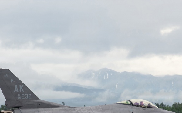 Fini flight caps colonel's career