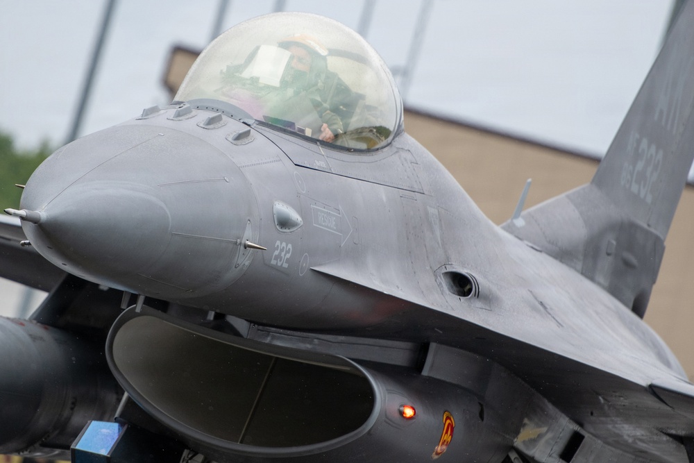 Fini flight caps colonel's career