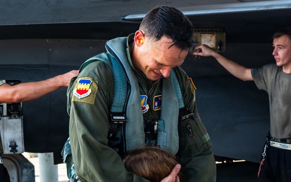 Learning the Ways of the Weasels: Valor Chief Takes Flight