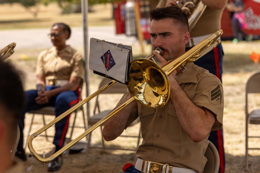 1st MARDIV Band Performs at Cheyenne Frontier Days Fort D.A. Russell  Days