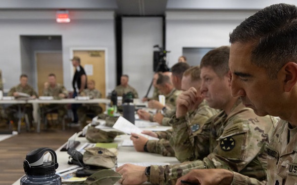 U.S. Army Leaders attend a Combined Arms Rehearsal for Project Convergence Capstone 6