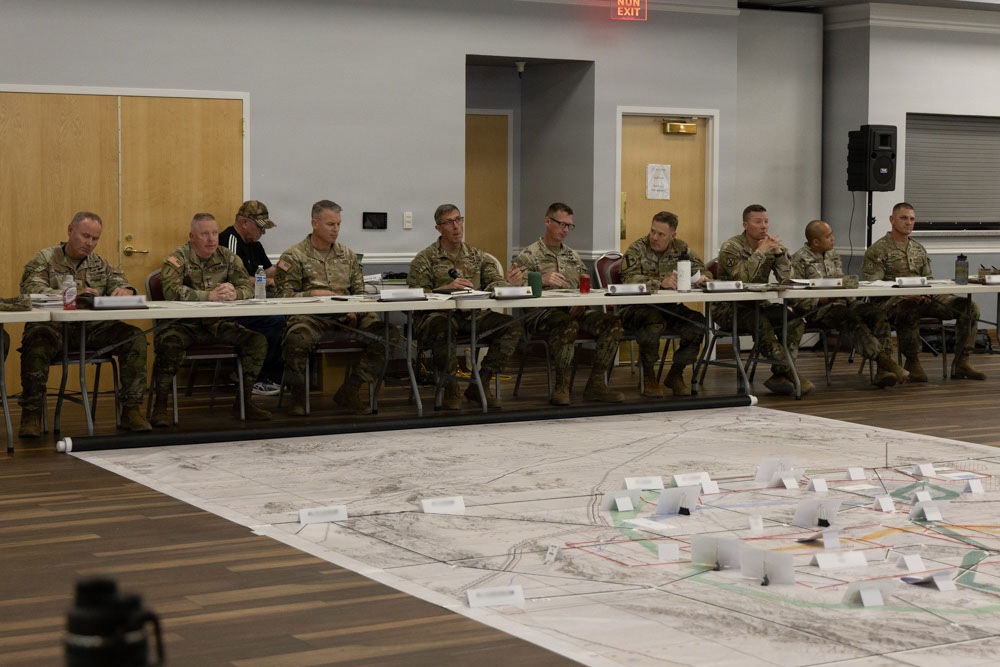 U.S. Army Leaders attend a Combined Arms Rehearsal for Project Convergence Capstone 6