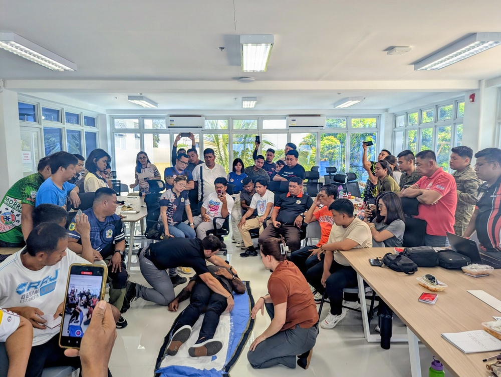 Philippine, U.S. Partners Conduct Medical First Responder Training in Cagayan