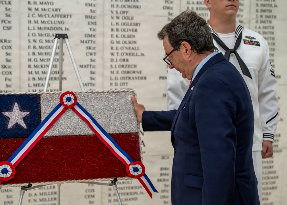 Chile Minister of Defense Tours USS Arizona Memorial with Commander, U.S. Pacific Fleet