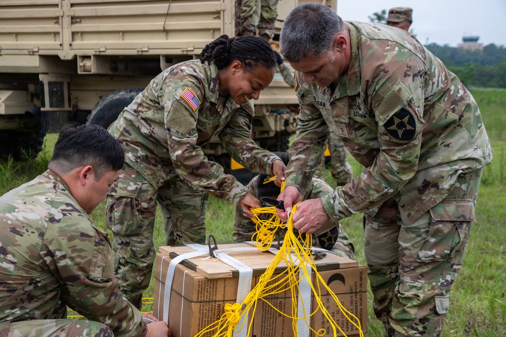 Champion Brigade Joint Airdrop of Class I Supplies with ROK Forces