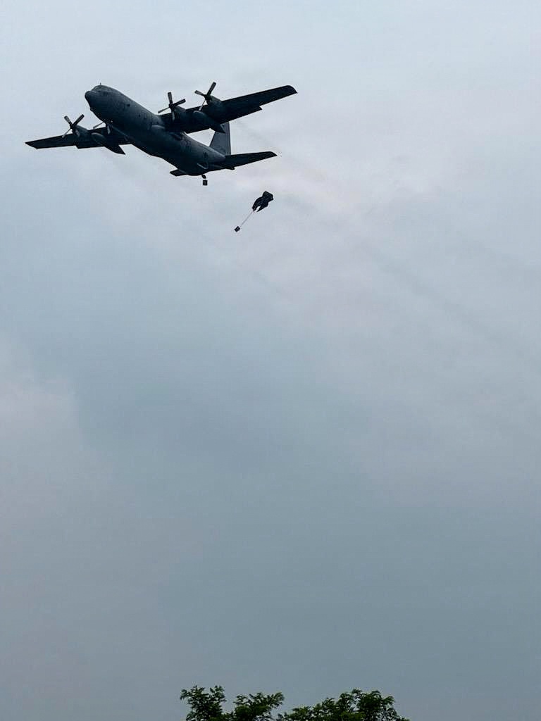 Champion Brigade Joint Airdrop of Class I Supplies with ROK Forces
