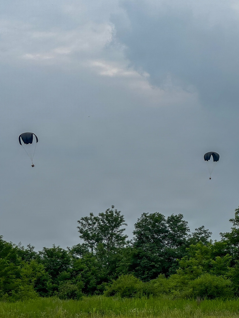 Champion Brigade Joint Airdrop of Class I Supplies with ROK Forces