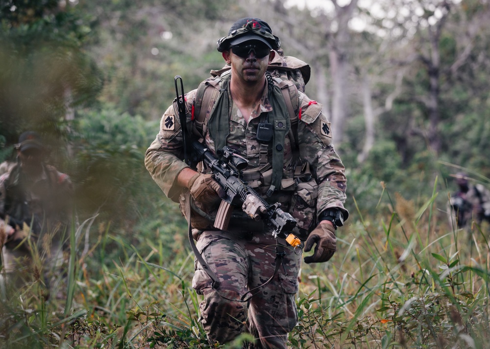 Oklahoma, Guam and Malaysian forces sharpen combat skills with MILES