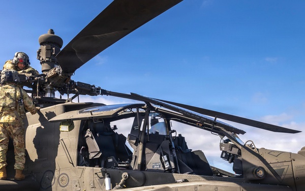 25th CAB conducts deck landings aboard USS Essex (LHD2)