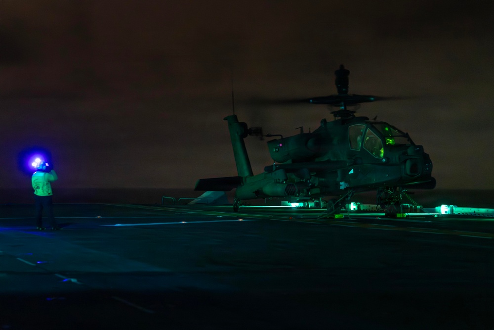 25th CAB conducts deck landings aboard USS Essex (LHD2)