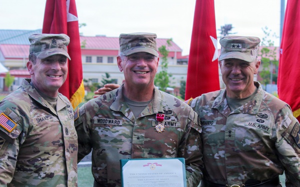 2ID/RUCD Brig. Gen. Woodward farewell Ceremony