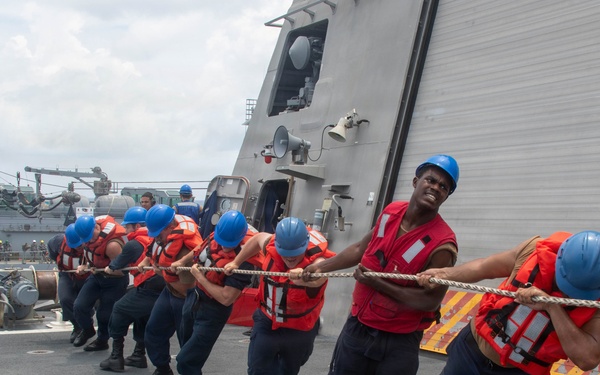 USS Santa Barbara conducts replenishment-at-sea with HMAS Supply