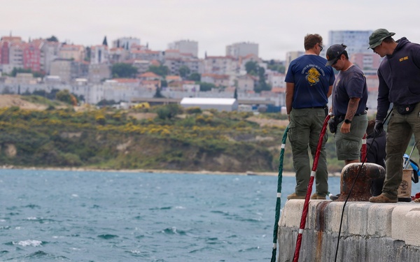 U.S. Navy Seabee Divers Conduct Underwater Infrastructure Repairs in Croatia