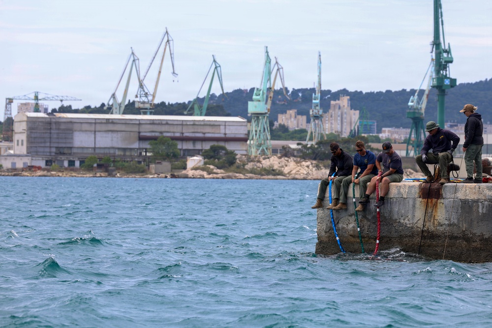 U.S. Navy Seabee Divers Conduct Underwater Infrastructure Repairs in Croatia