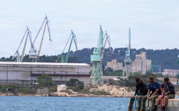 U.S. Navy Seabee Divers Conduct Underwater Infrastructure Repairs in Croatia