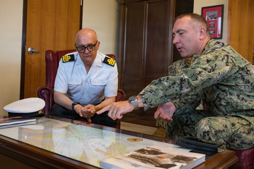 Chief Admiral of the Cádiz Arsenal meets with Naval Station Rota Commanding Officer
