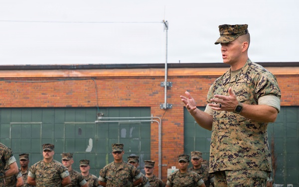 Capt. Nathan Price Relinquishes Command of Headquarters Company