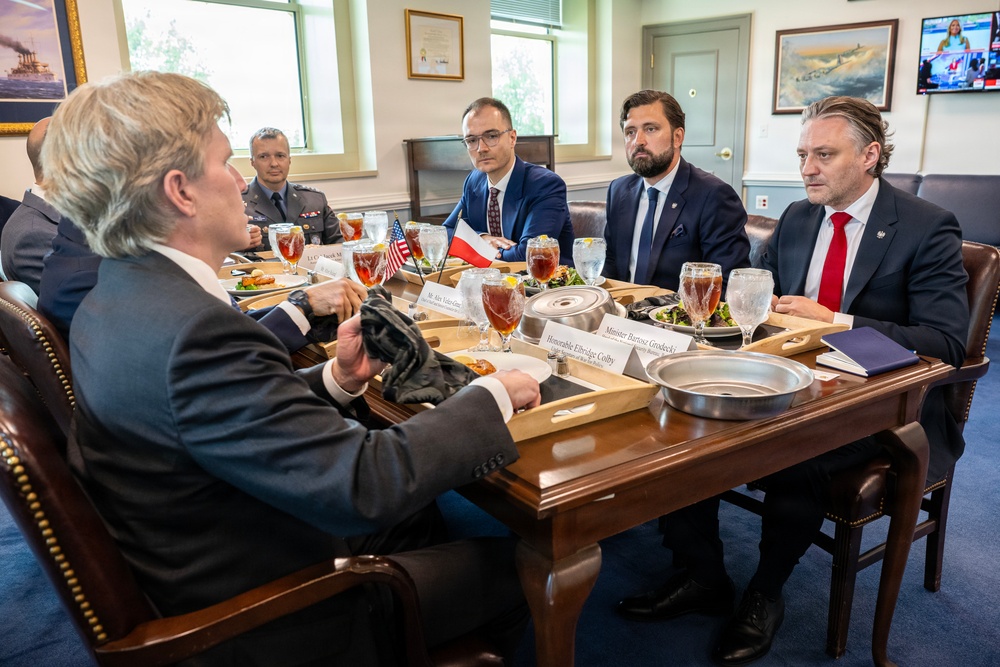 USW (P) Colby hosts Polish Head of the National Security Bureau Bartosz Grodecki and delegation