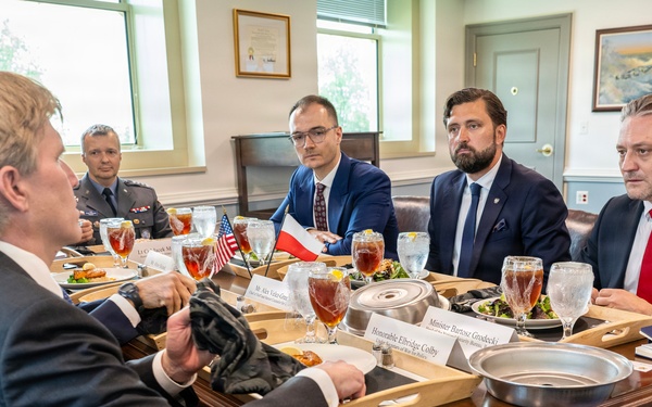 USW (P) Colby hosts Polish Head of the National Security Bureau Bartosz Grodecki and delegation